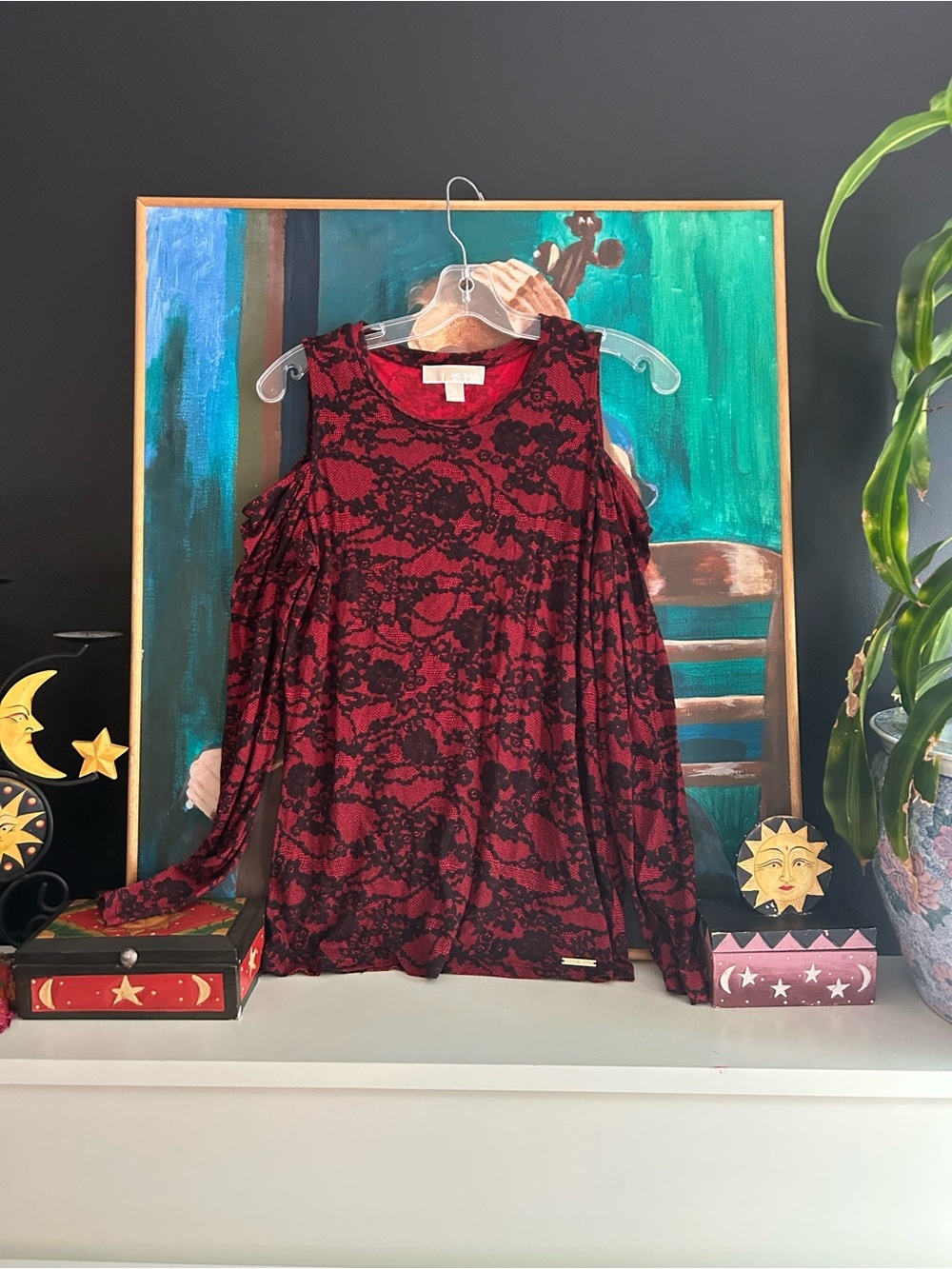 Michael Kors Women M Red Black Lace Print Cold Shoulder Long Sleeve Top